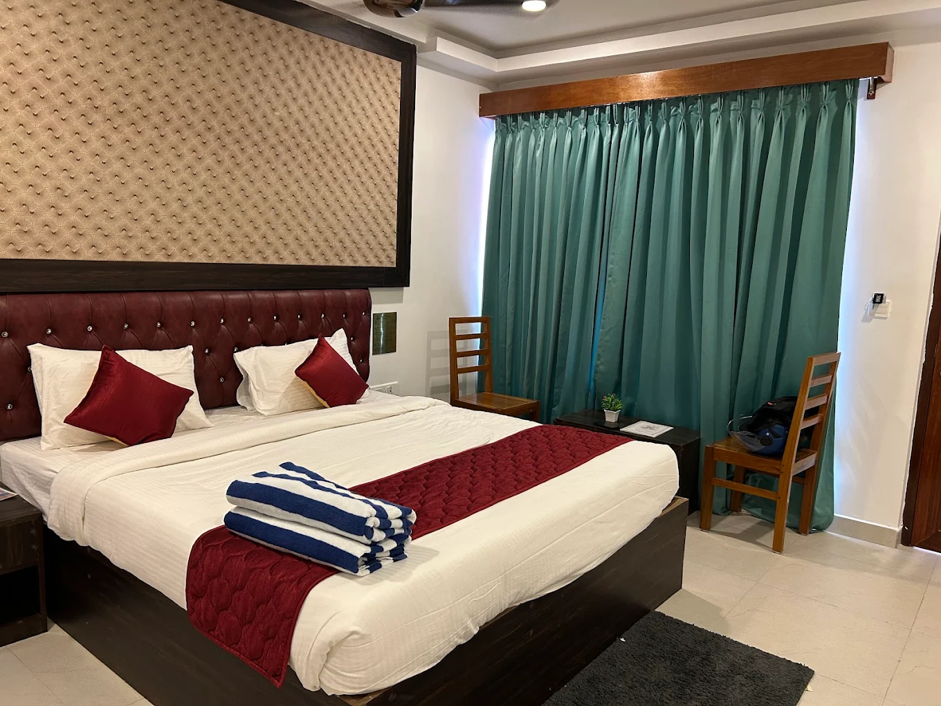 Hotel Havelock Gateway  room .webp